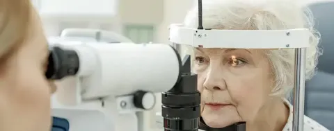 Cataract Surgery - How to Choose the Best Eye Care Center?